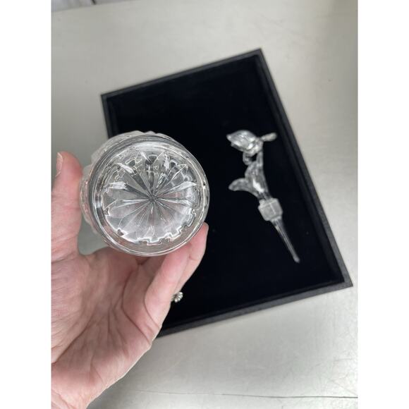 Vintage Perfume Glass Bottle Etched Clear With Hummingbird Stopper - Picture 3 of 6